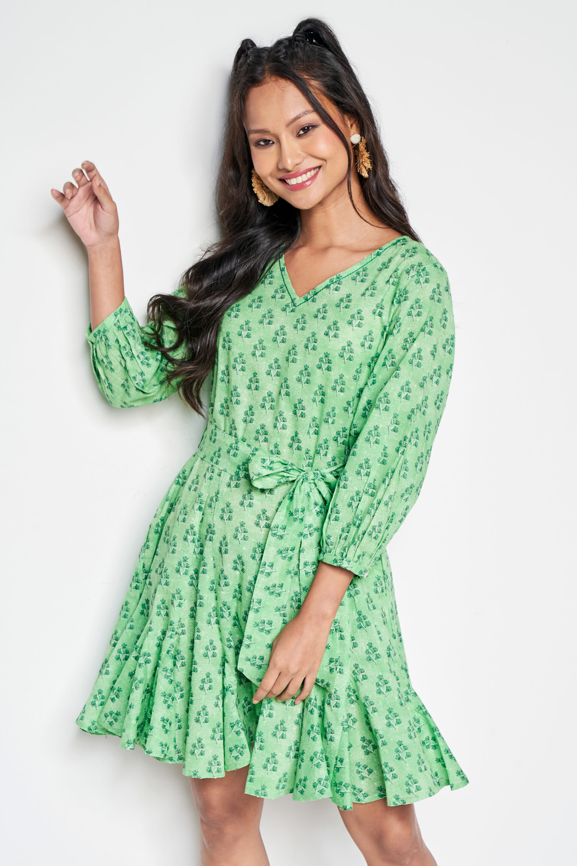 Float Energy Flared Dress, Green, image 3